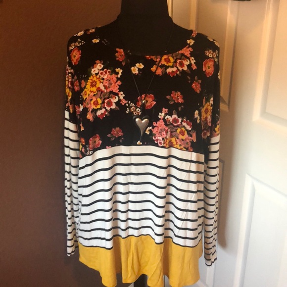 a.n.a Tops - Plus Size 3X top by A.N.A NWT